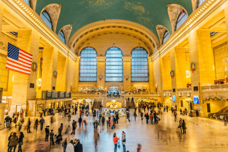 beautiful-train-stations-in-the-usa-you-should-visit-charles-ro